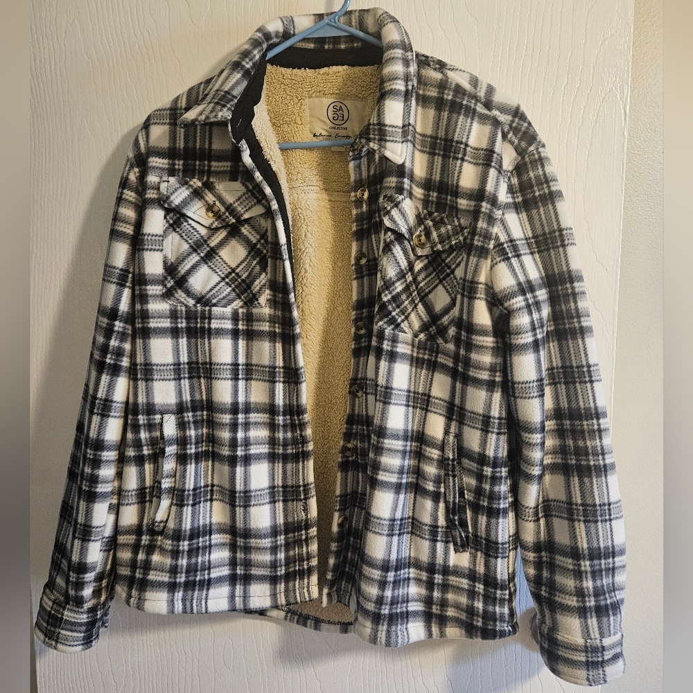 Womens Black and White Plaid Jacket with Sherpa Lining